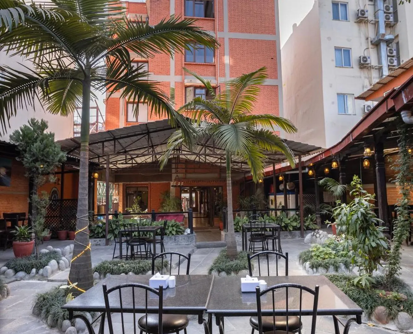 Hotel Buddha Kathmandu 3*,
